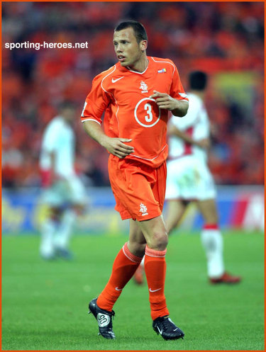 John Heitinga - Nederland - FIFA Wereldbeker 2006 Kwalificatie