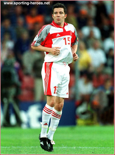 Muzzy Izzet - Turkey - UEFA Avrupali Sampiyonluk 2000