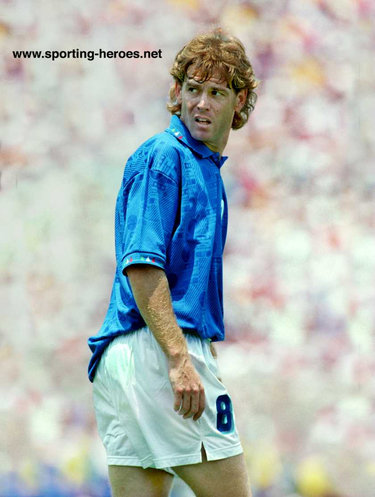Roberto Mussi - Italian footballer - FIFA Campionato del Mondo 1994