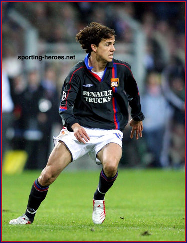 Nilmar - Olympique Lyonnais - UEFA Champions League 2004/05