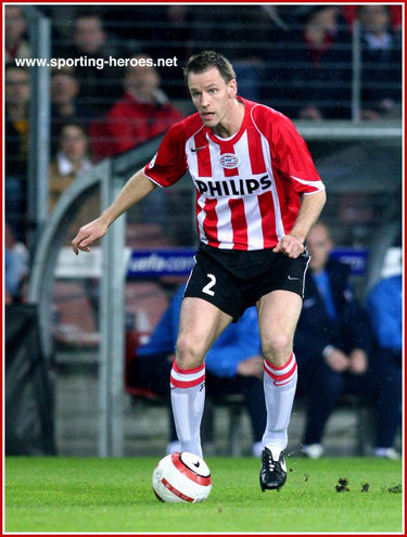 Andre Ooijer - PSV  Eindhoven - UEFA Champions League 2004/05