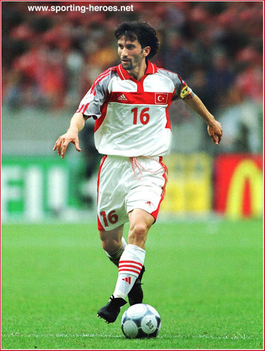 Ergun Penbe - Turkey - UEFA Avrupali Sampiyonluk 2000