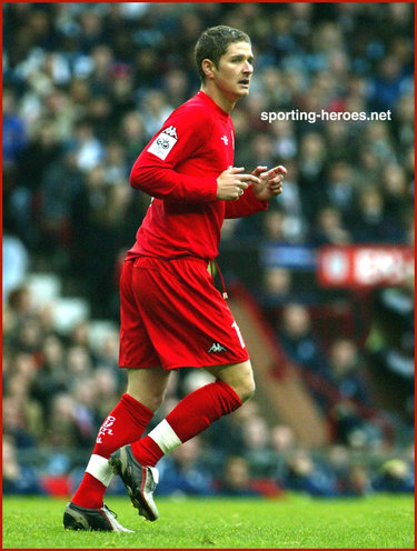 Carl Robinson - Wales - FIFA World Cup 2006 Qualifying