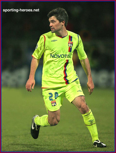 Jeremy Toulalan - Olympique Lyonnais - UEFA Champions League 2008/09