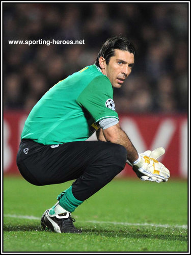 Gianluigi Buffon - Juventus - UEFA Champions League 2009/10