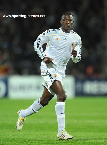 Mahamadou Diarra - Real Madrid - UEFA Champions League 2009/10