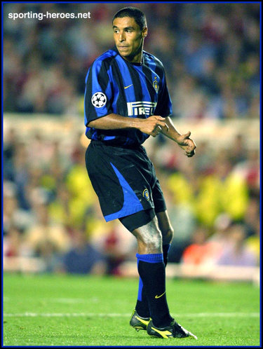 Ivan Cordoba - Inter Milan (Internazionale) - UEFA Champions League 2003/04