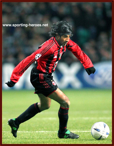 Vikash Dhorasoo - Milan - UEFA Champions League 2004/05
