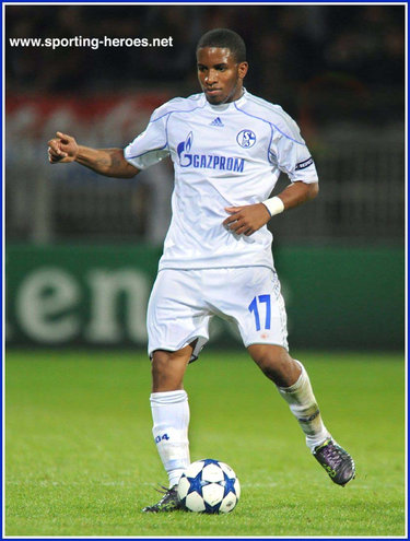 Jefferson Farfan - Schalke - UEFA Champions League 2010/11