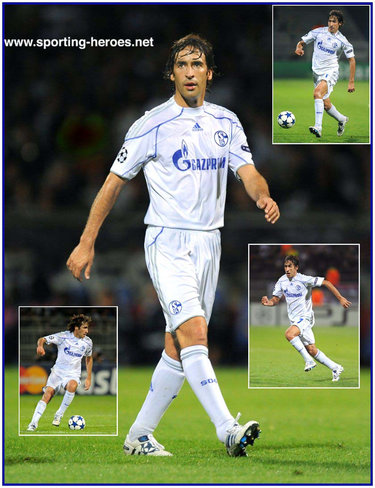 Raul Gonzalez - Schalke - UEFA Champions League 2010/11