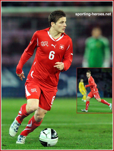 Pirmin Schwegler - Switzerland - UEFA Europameisterschaft 2012 Qualifikation