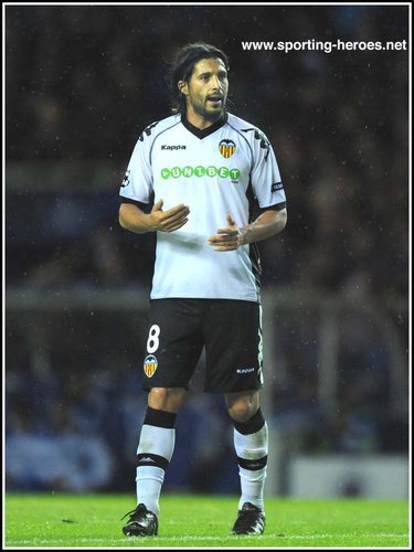 Alejandro Dominguez - Valencia - UEFA Champions League 2010/11