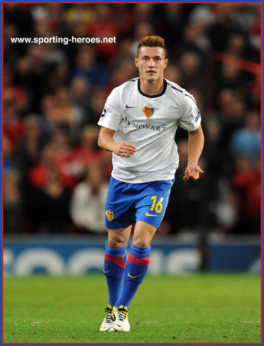 Taulant XHAKA - Basel 1893 FC - UEFA Champions League 2011/12 Group C