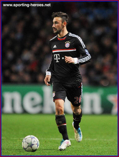 Diego Contento - Bayern Munchen - UEFA Champions' League 2011/12 Group A