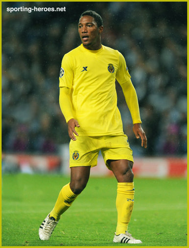 Jonathan de Guzman - Villarreal - UEFA Champions League 2011/12 Group A