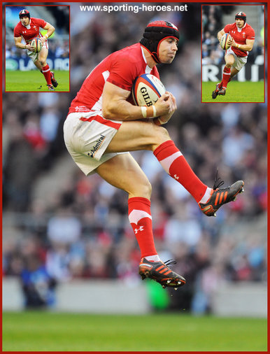 Leigh Halfpenny - Wales - International Rugby Caps for 2008 - 2013