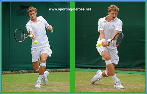 Denis ISTOMIN - Last sixteen at Wimbledon 2012.