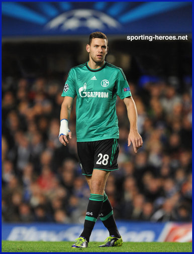 Adam SZALAI - Schalke - 2013/14 Champions League matches.