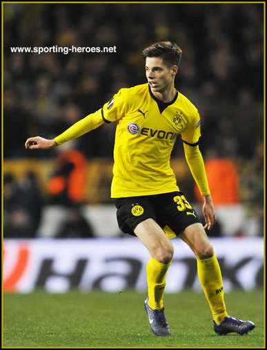 Julian WEIGL - Borussia Dortmund - 2016 Europa League. Knock out games.