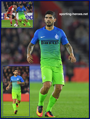 Ever Banega - Inter Milan (Internazionale) - 2016/17 UEFA Europe League.