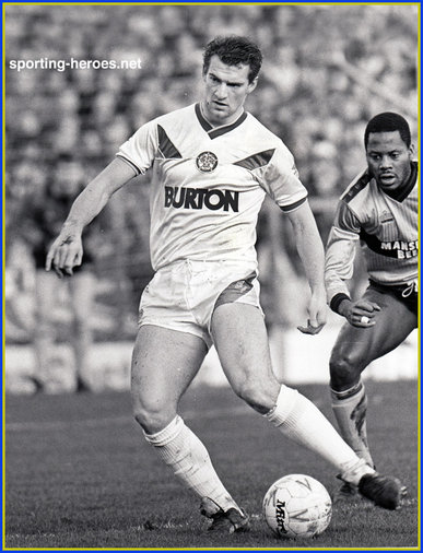 Peter SWAN - Leeds United - League appearances.