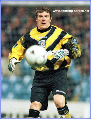 Tommy (1963) WRIGHT - Manchester City - League appearances.