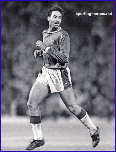 Tony JAMES - Leicester City FC - League appearances.
