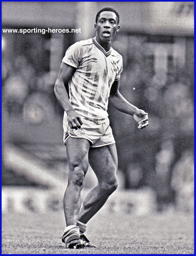 Garry Thompson - Sheffield Wednesday - League appearances.