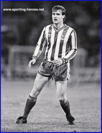 Carl Shutt - Sheffield Wednesday - League appearances.