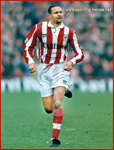 Martin CARRUTHERS - Stoke City FC - League appearances.