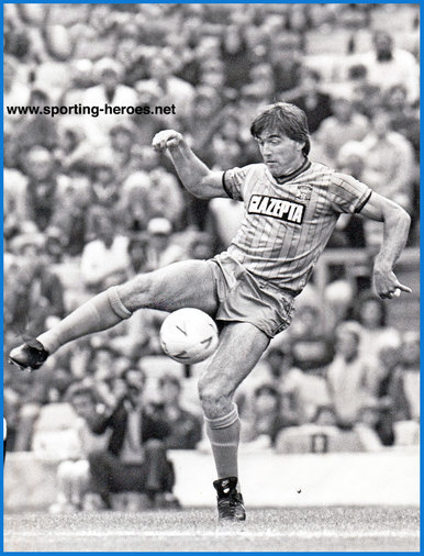 Bob Latchford - Coventry City - League appearances.