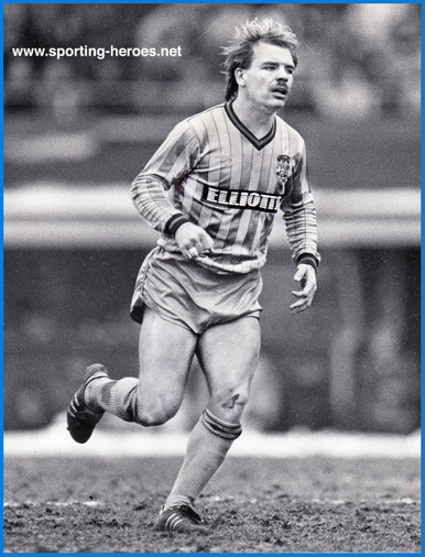 Wayne TURNER - Coventry City - League appearances.