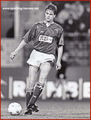 Adrian VIVEASH - Swindon Town - League appearances.