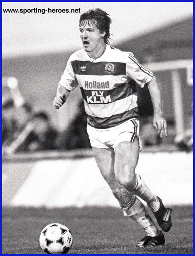 Mark Dennis - Queens Park Rangers - League appearances.