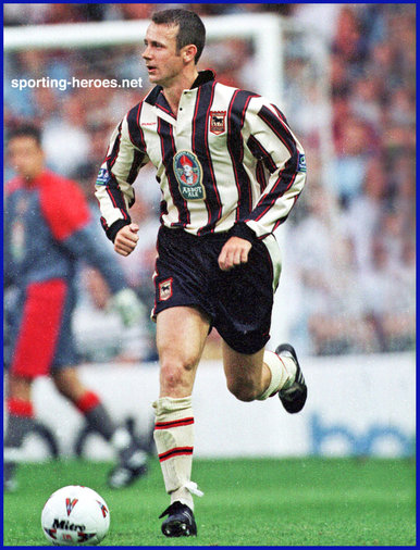 Steve Sedgley - Ipswich Town FC - League Appearances