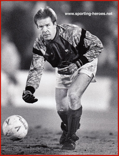 Clive BAKER - Barnsley - League appearances.