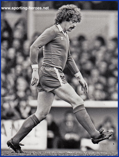 Kenny Clements - Oldham Athletic - League appearances.