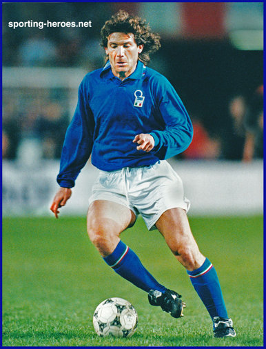 Giovanni STROPPA - Italian footballer - International matches for Italy.