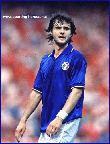 Giuseppe Giannini - Italian footballer - International matches for Italy.