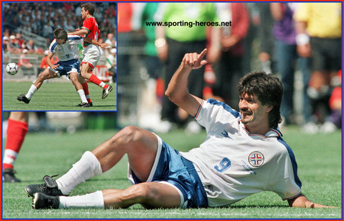 Jose Cardozo - Paraguay - 1998 World Cup Finals.