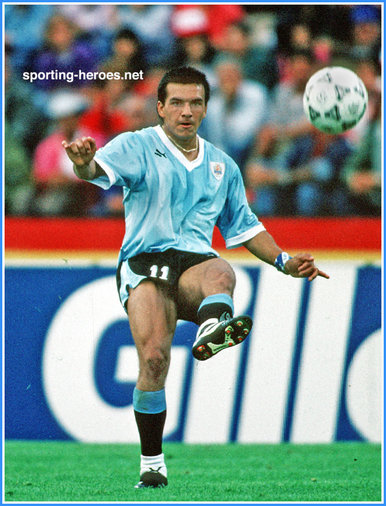 Ruben SOSA - Uruguay - 1990 World Cup games for Uruguay.