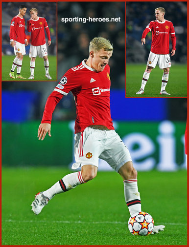 Donny van de BEEK - Manchester United - 2021-2022 Champions League.