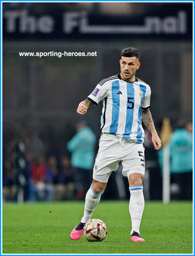 Leando PAREDES - Argentina - Matches at 2022 FIFA World Cup Finals.