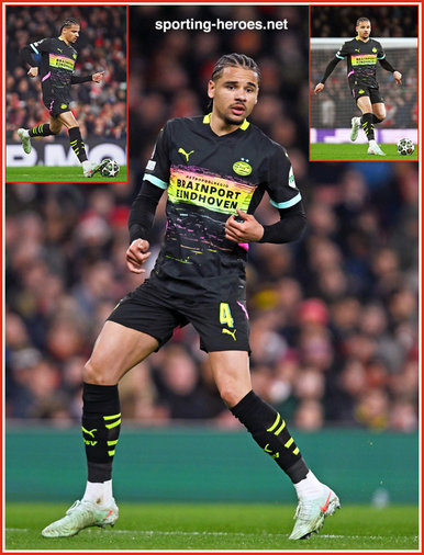 Armando OBISPO - PSV  Eindhoven - 2025 Champions League knock-out games.