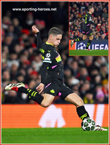 Joey VEERMAN - PSV  Eindhoven - 2025 Champions League knock-out games.