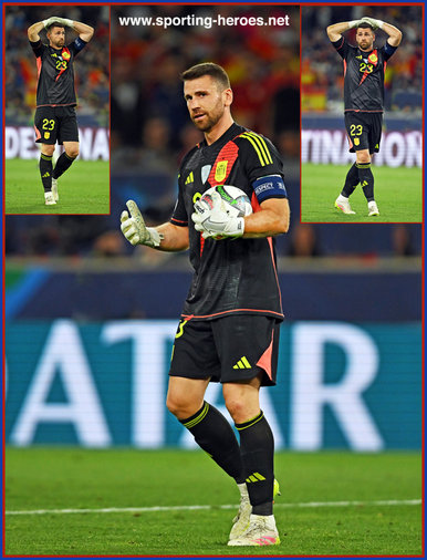 Unai SIMON - Spain - 2025 Nations League Finals.