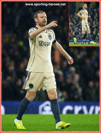 Davy KLAASSEN - Ajax - 2025-2026 Champions League games.