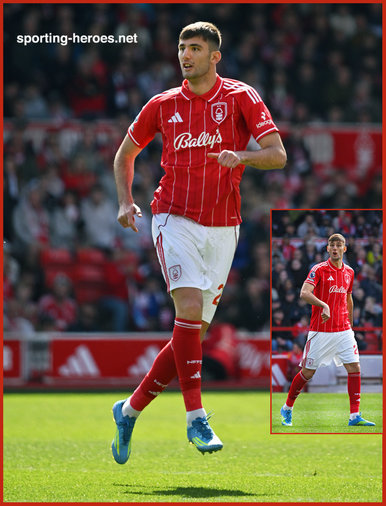 Lorenzo LUCCA - Nottingham Forest - League Appearances