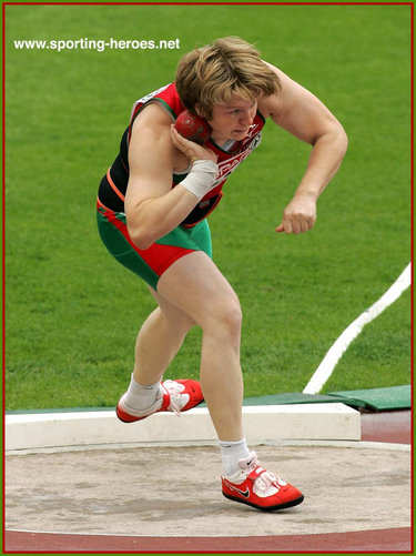 Nadezhda Ostapchuk - Belarus - 2006 European Championships Shot Put silver medal.
