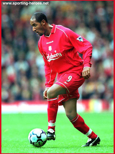 Nicolas Anelka - Liverpool FC - Biography 2001/02